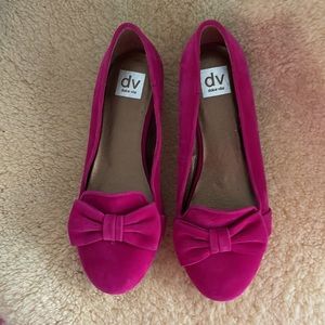 Dolce Vita Fuschia Velvet Flats with Bow, size 5